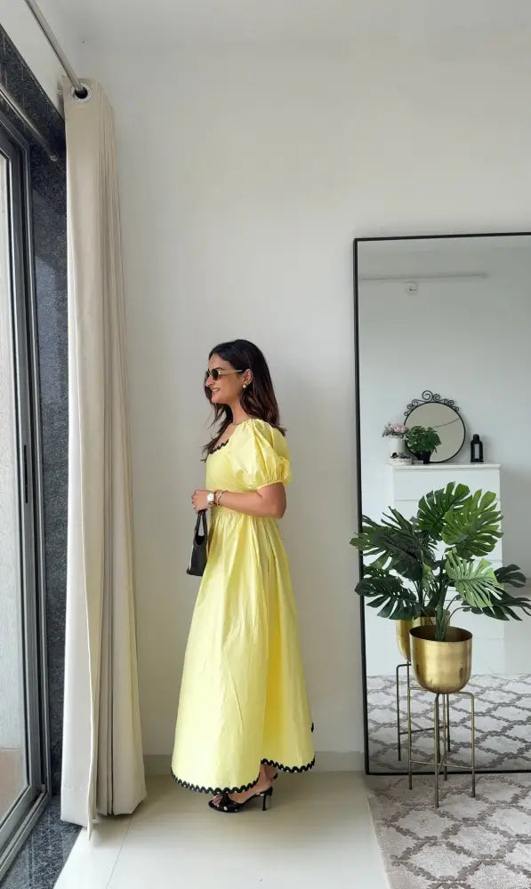 Daisy Lemon Flare Dress - Clothing